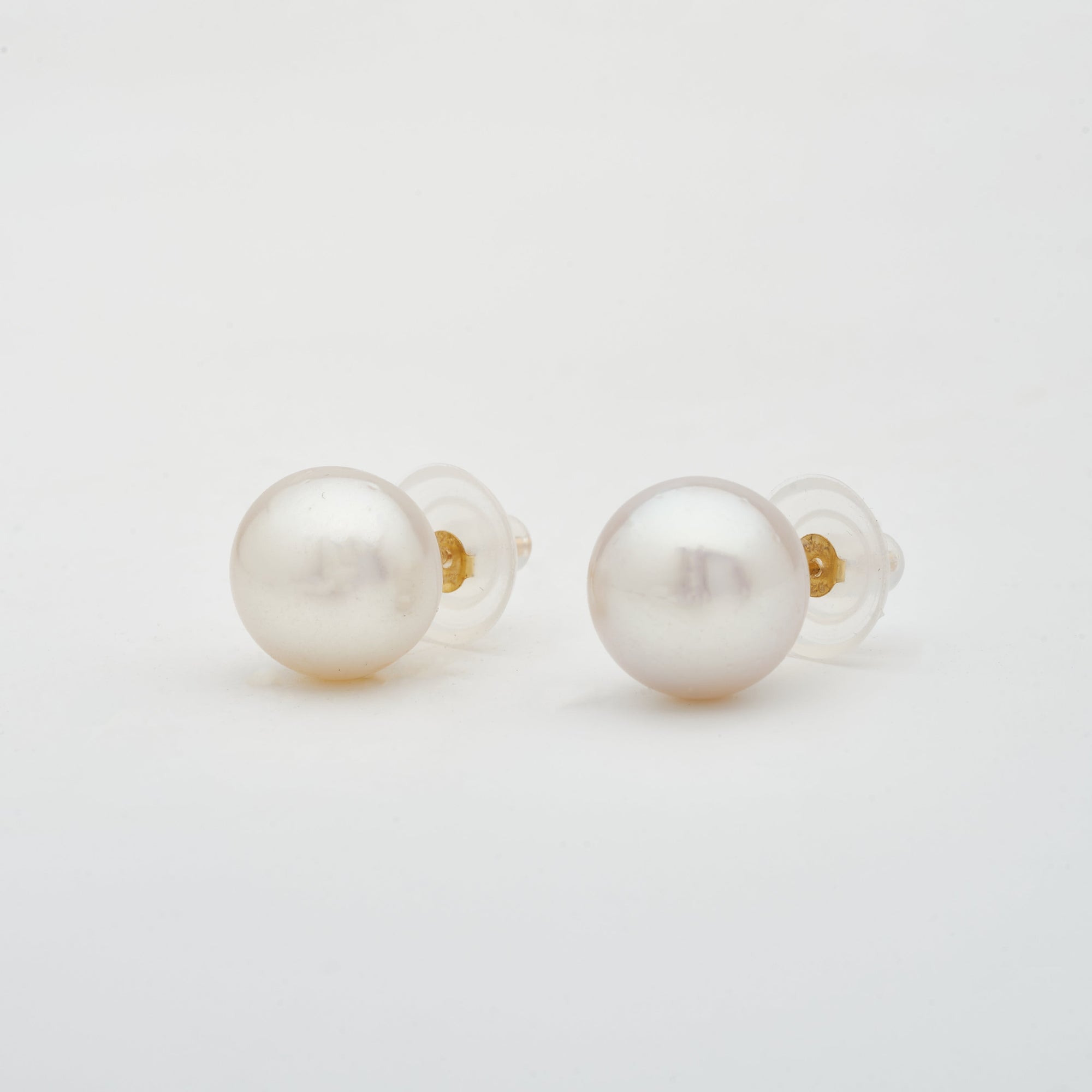 Champagne Classic Pearl Stud Earrings