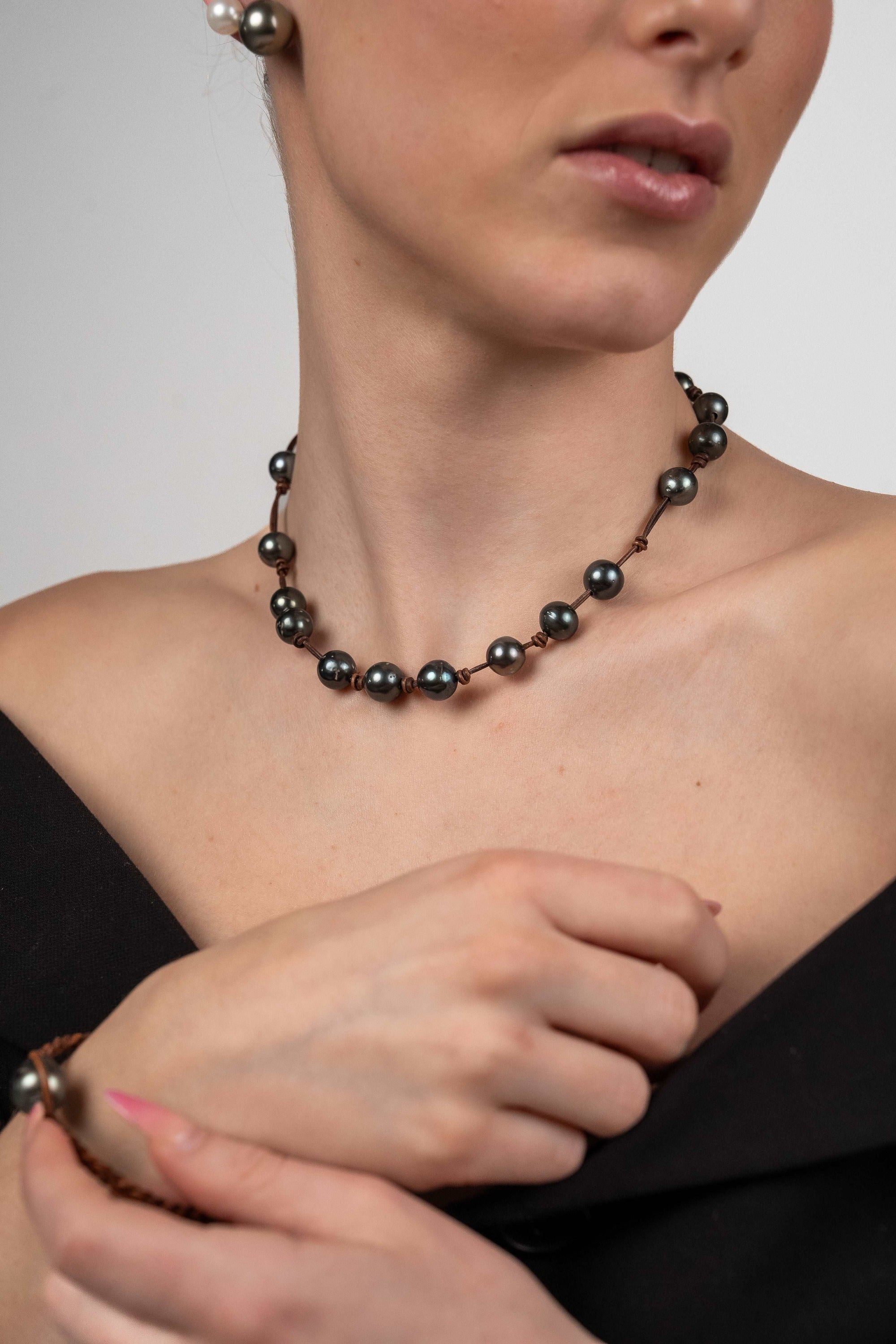 Tane Leather Bracelet & Necklace Black Tahiti - MIRA SOUTH SEA PEARLS ID