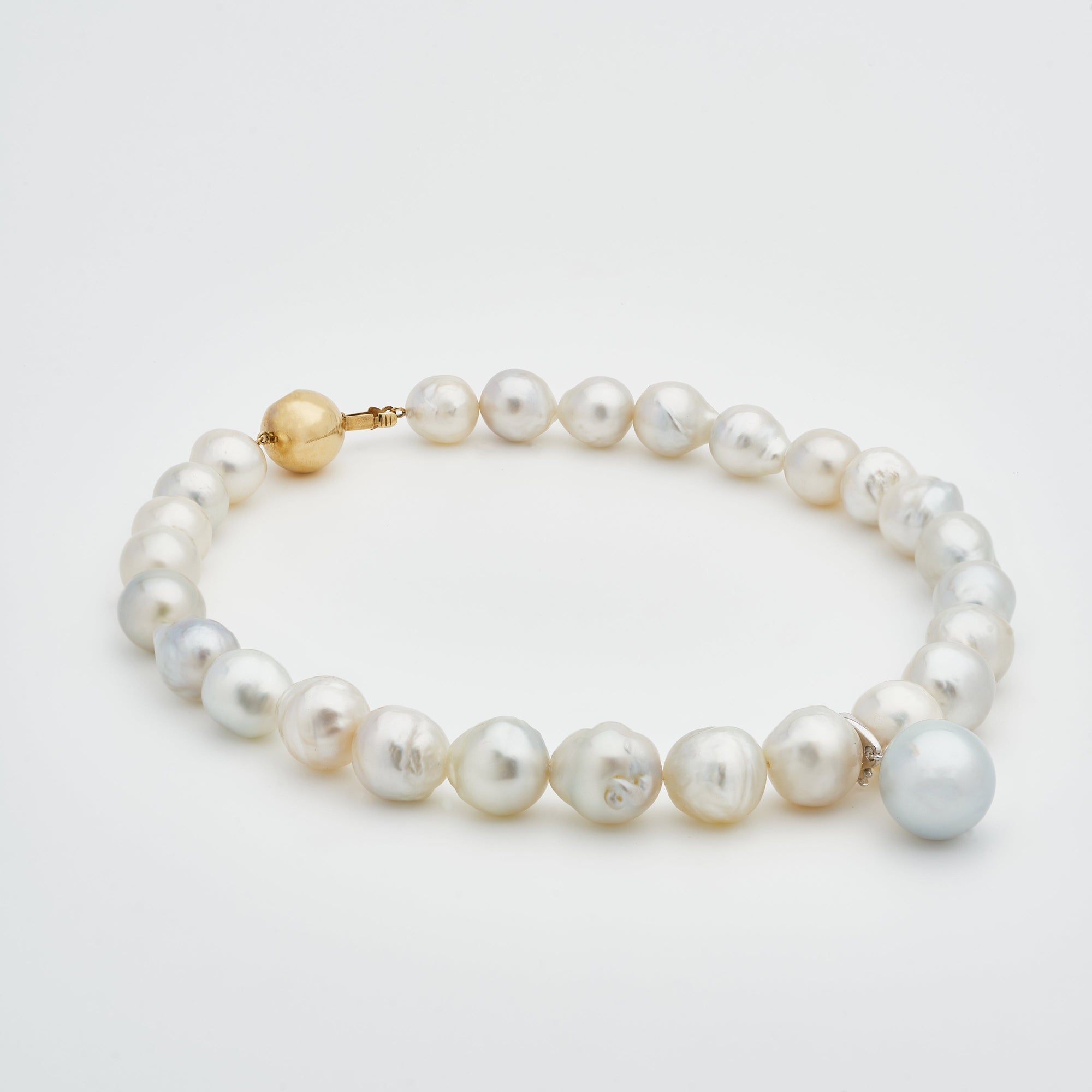 Queen Baroque Pearl Necklace